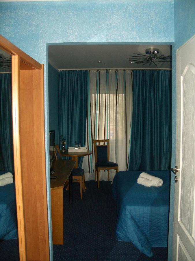 Bed and Breakfast Kardamon Żary Habitación foto