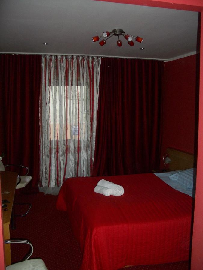 Bed and Breakfast Kardamon Żary Habitación foto