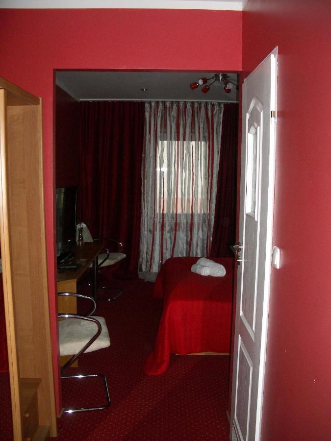 Bed and Breakfast Kardamon Żary Habitación foto