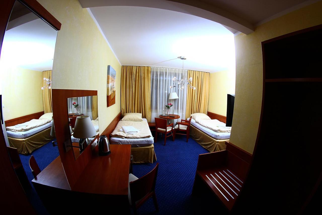 Bed and Breakfast Kardamon Żary Habitación foto